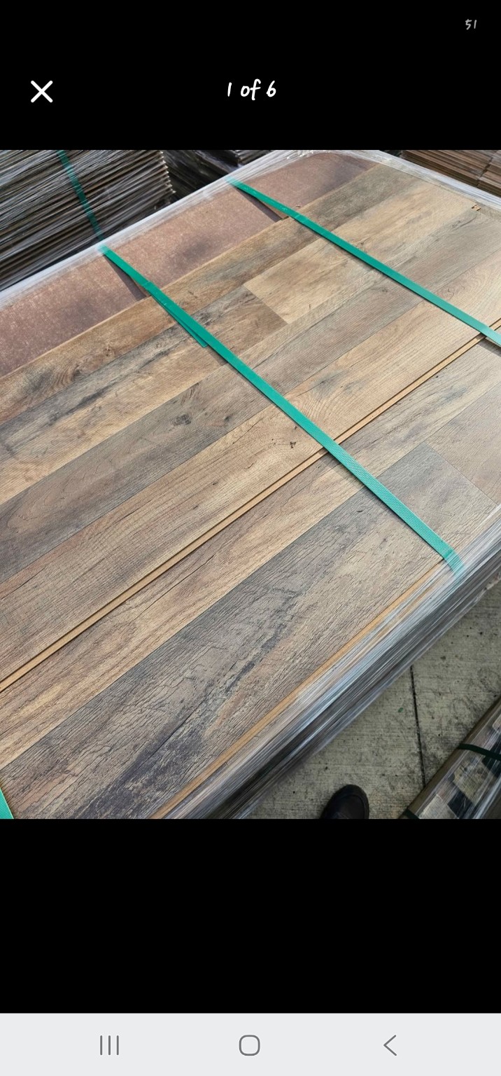 $400 full-pallet laminate flooring option