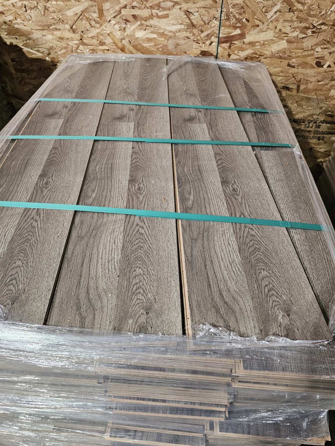 $400 full-pallet laminate flooring option